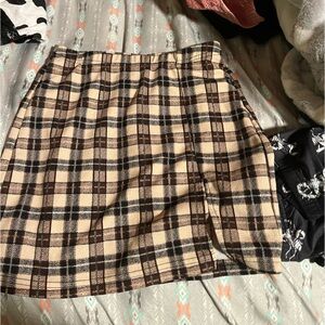 Plaid skirt